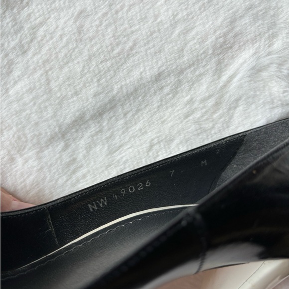 Stuart Weitzman heels, size 7 - Picture 11 of 11